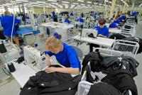 Высокий уровень производства на швейных фабриках